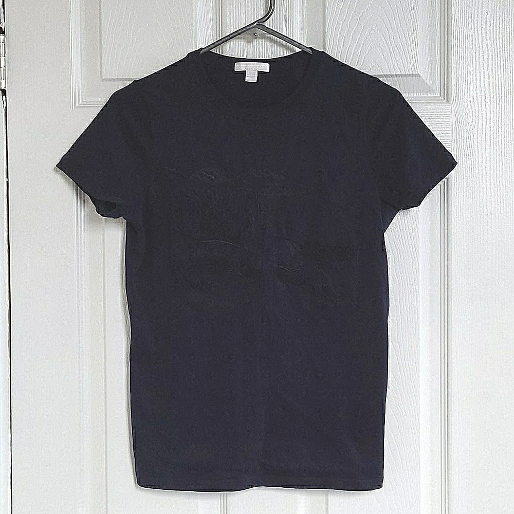 Burberry tshirt